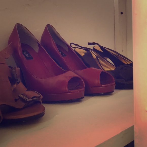 Red peep toe leather hills that are red hott! - Picture 2 of 5